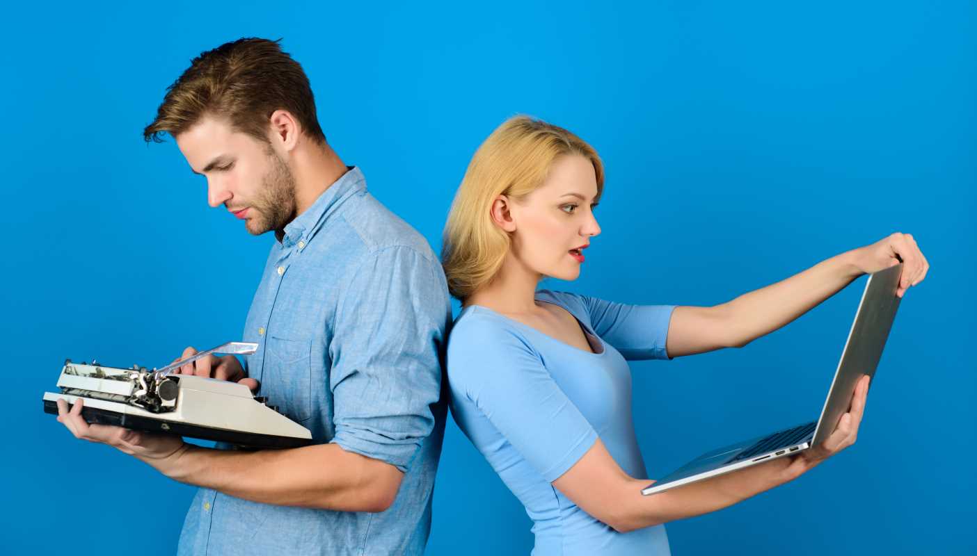An Analysis of Technology's Influence on Modern Romantic Relationships