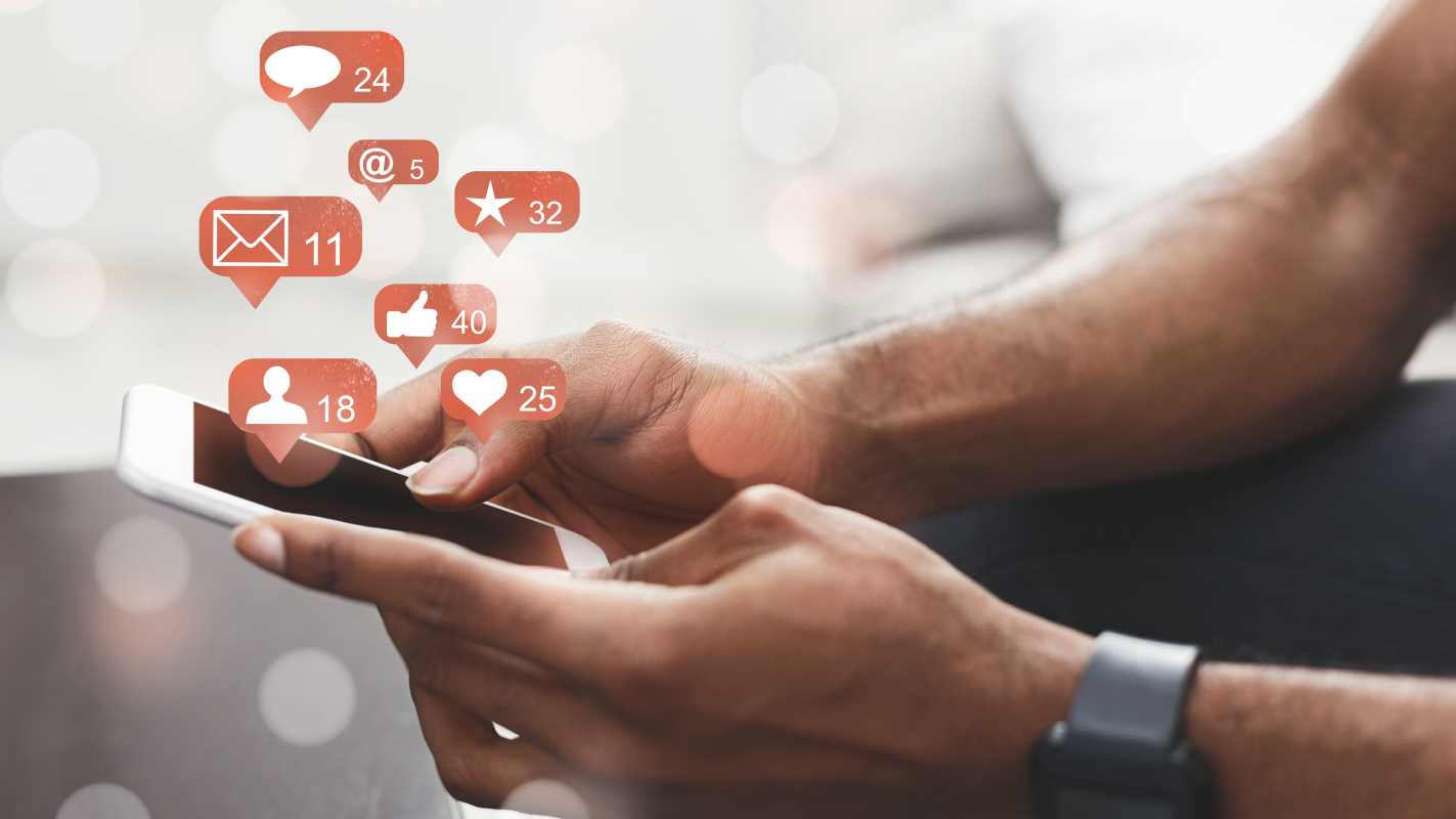 Keep Social Media from Wrecking Your Relationship